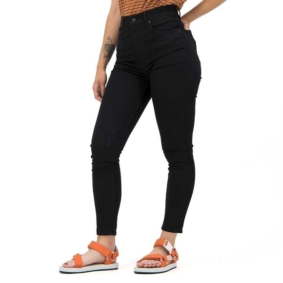 Levi’s® Mile High Super Skinny Jeans in size 28. - Picture 13 of 13